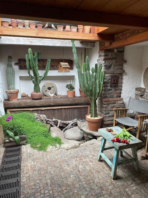 Romantik hotel U Raka, Praha – nábytek GS Furniture